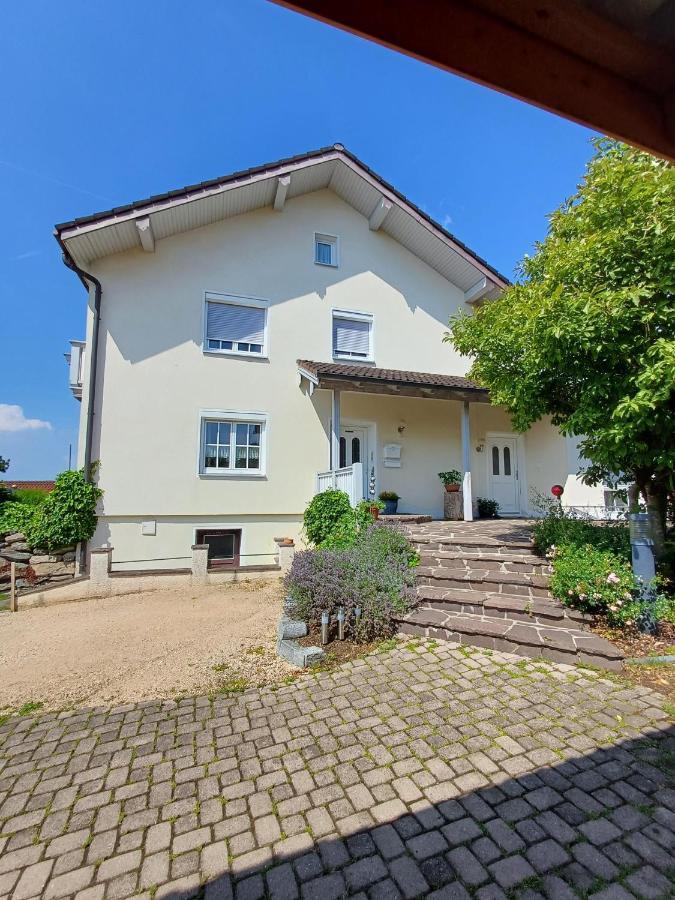 Ferienwohnung Wenzl Schnaitsee Exterior photo